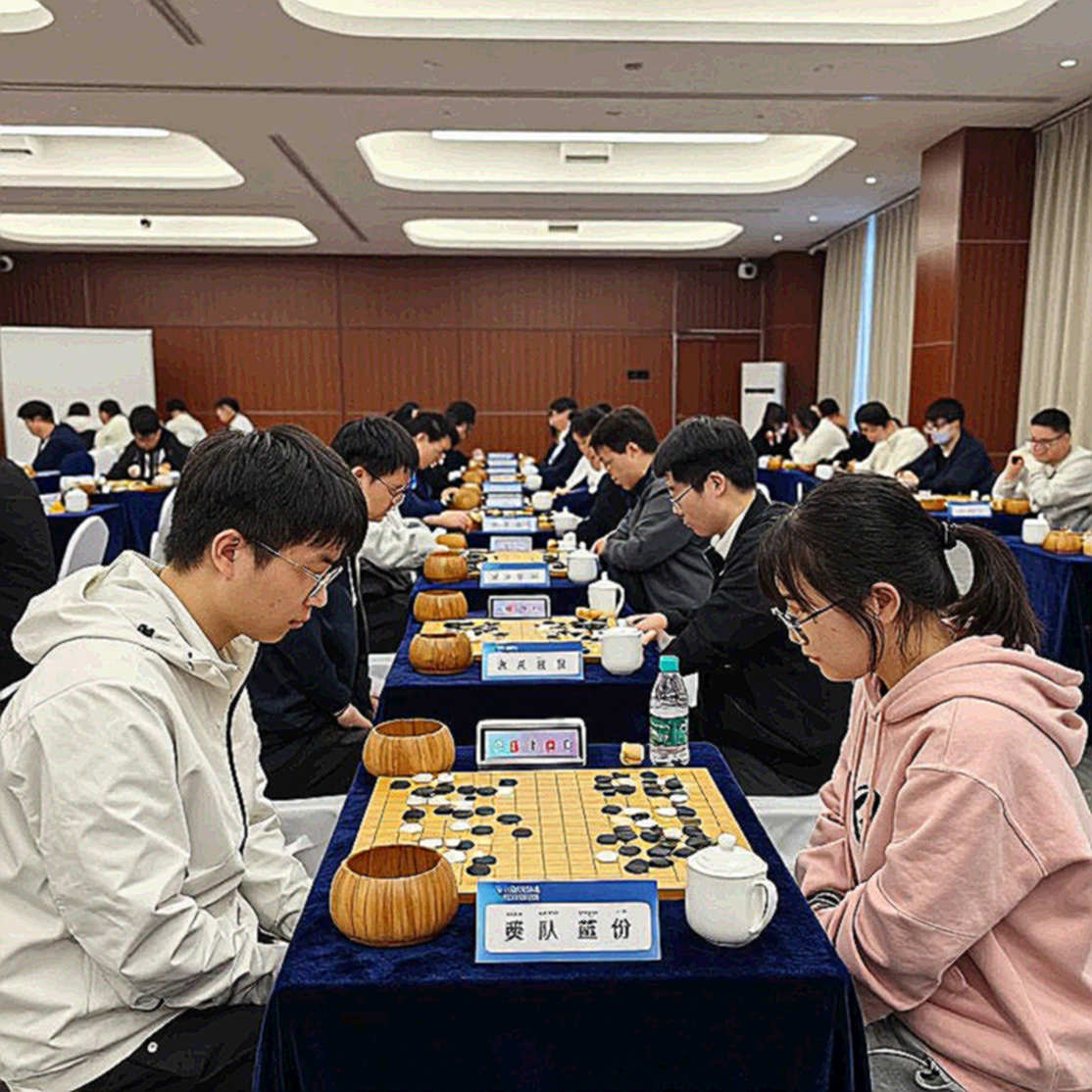 ChessBase Magazine #225: Lệch nhịp giữa tiêu đề Carlsen và nội dung Prague 2026