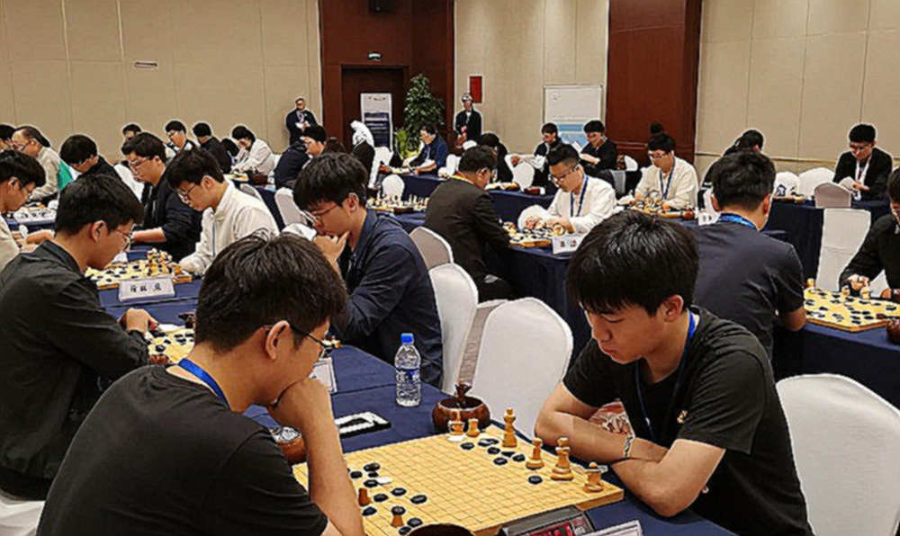 Yu Yangyi hạ Ding Liren ở Thâm Quyến: Kết quả cần kiểm chứng và khoảng trống truyền thông của làng cờ Trung Quốc