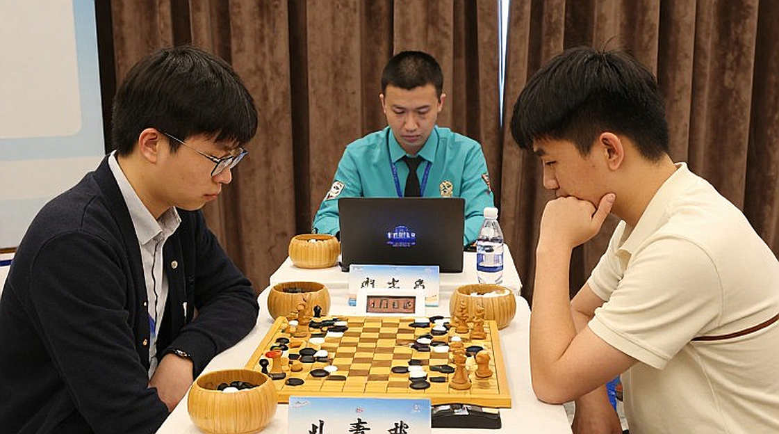Champions 2026: hệ thống thắng ngôi sao, và những khoảng lặng không ai ghi lại