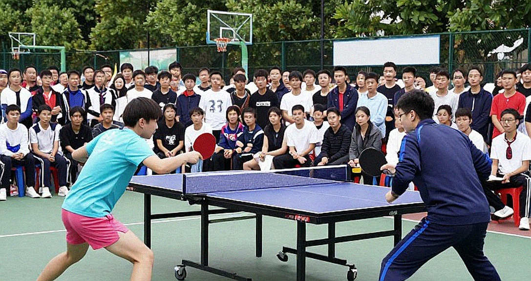 Hai anh em nhà Lebrun và nghệ thuật giữ ngai: Khi bóng bàn châu Âu học cách chờ một cú backhand